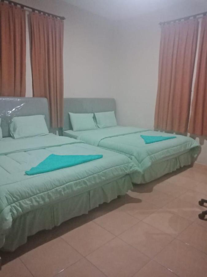 Suite Pakar Hotel Berastagi Buitenkant foto